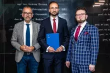 Prof. P. Stepnowski, dr J. Wałdoch, prof. W. Zalewski