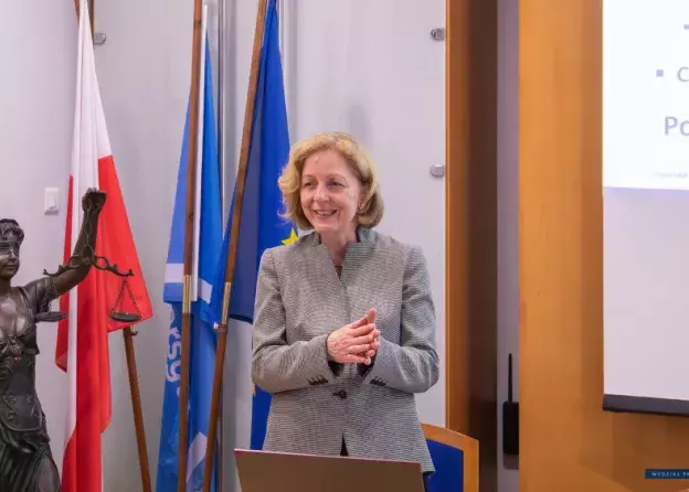 Relacja: Dyplomatorium Szkoły Prawa Niemieckiego połączone z gościnnym wykładem prof. Angeliki…