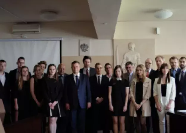 Finał VIII edycji Ogólnopolskiego Konkursu „Prawo rzymskie a świat współczesny” z udziałem…